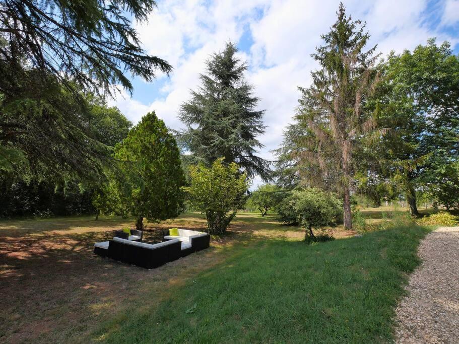 L'Esquirou Du Secadou Villa Castels Bagian luar foto