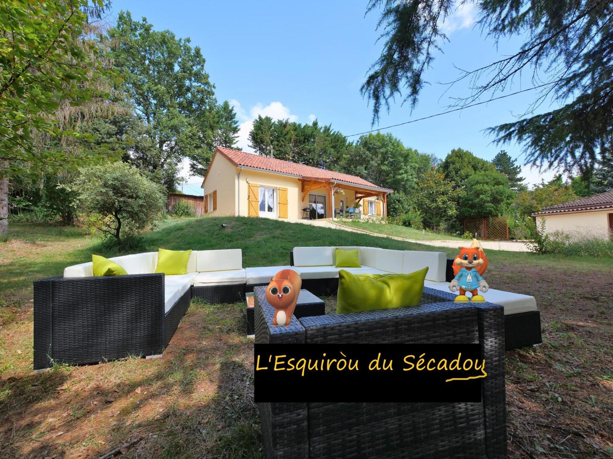 L'Esquirou Du Secadou Villa Castels Bagian luar foto